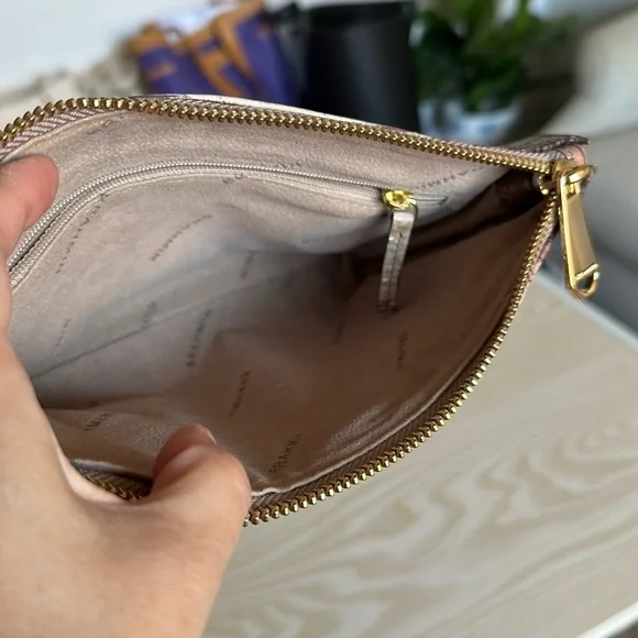 Brahmin Wristlet - Picture 5 of 5